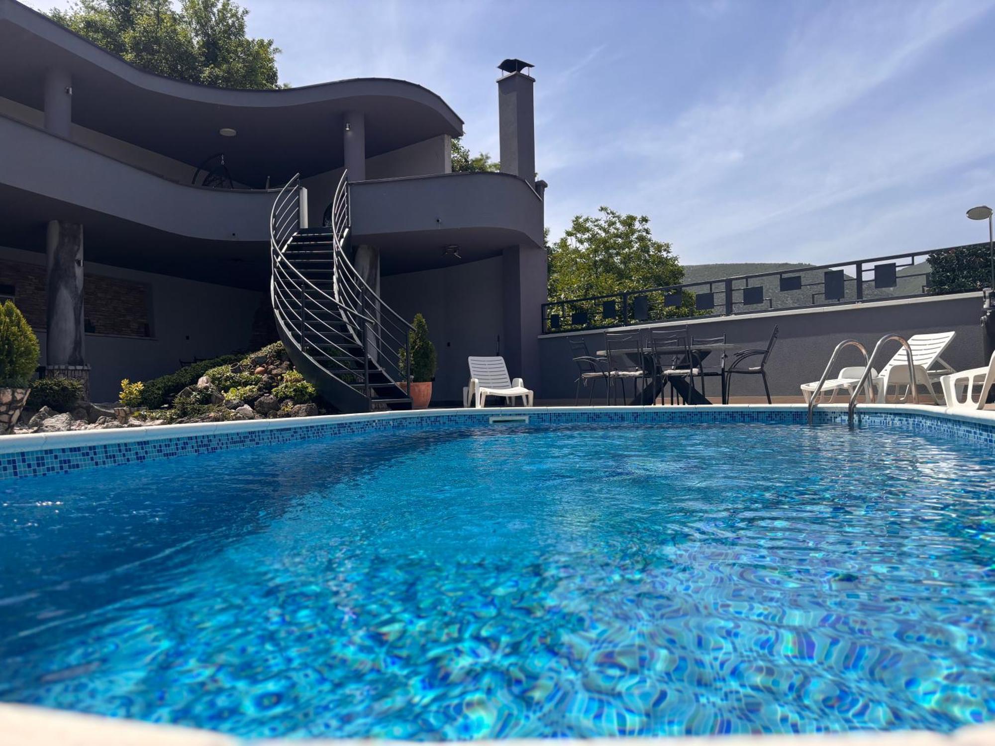 Villa Mostar - Resort Rozic エクステリア 写真